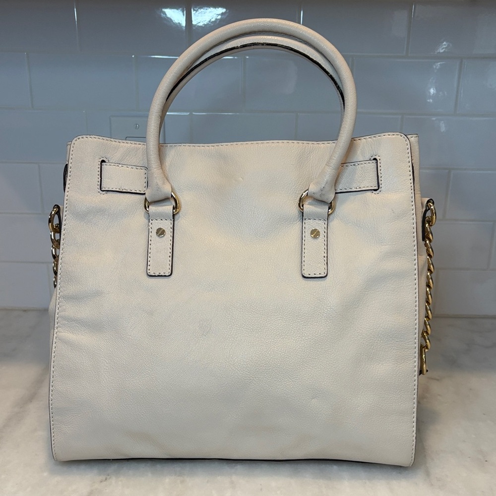 Michael Kors Hamilton Heart Lock XL Convertible Tote - Picture 6 of 16